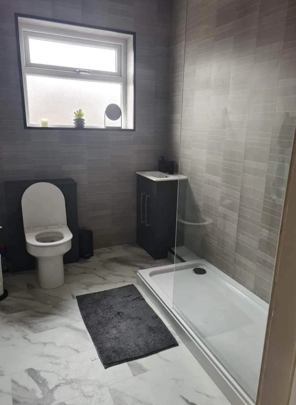 Guest bathroom installation by DH1 Bathrooms in Durham — project 1